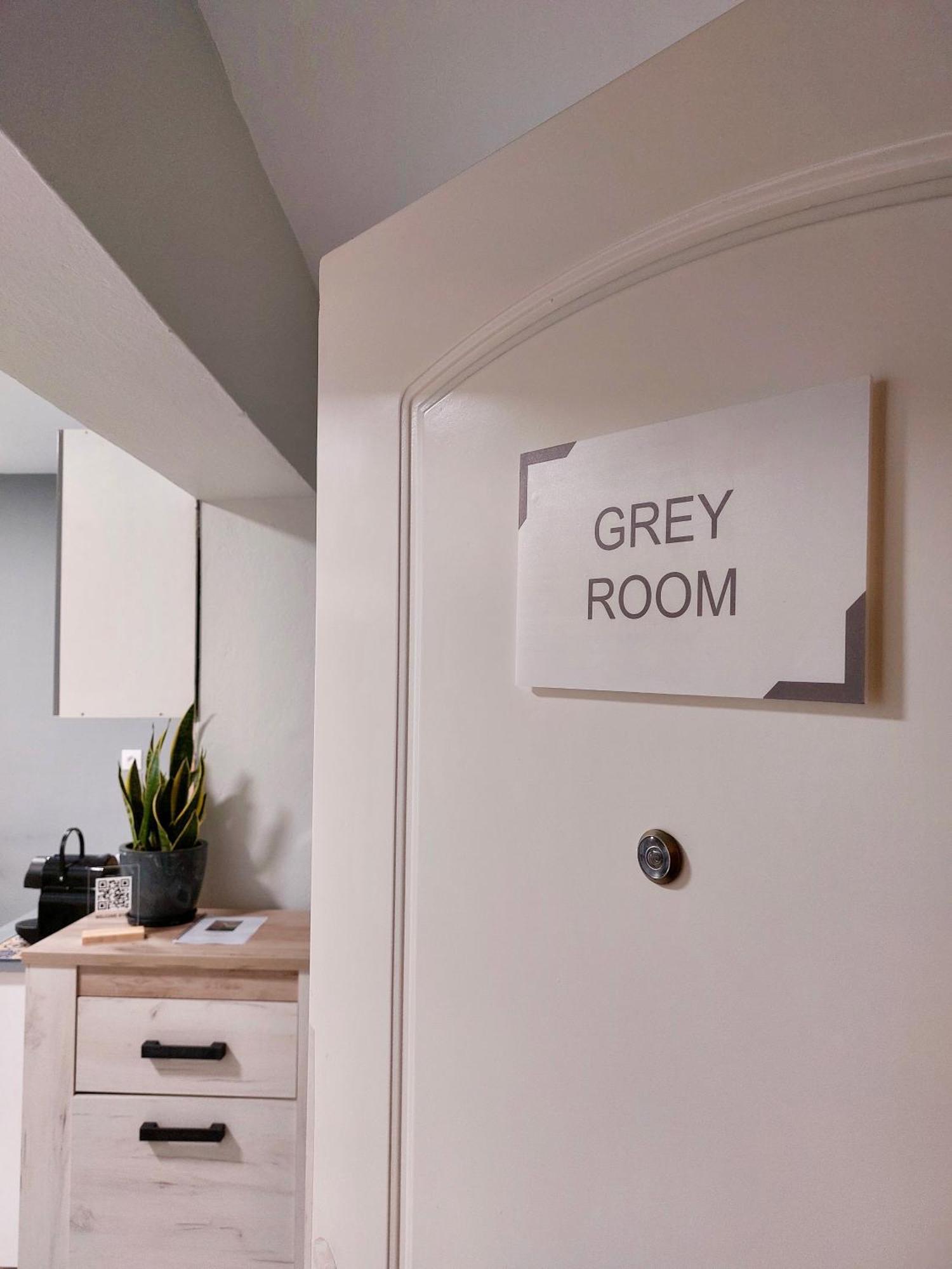 Grey Apartment Thessaloniki